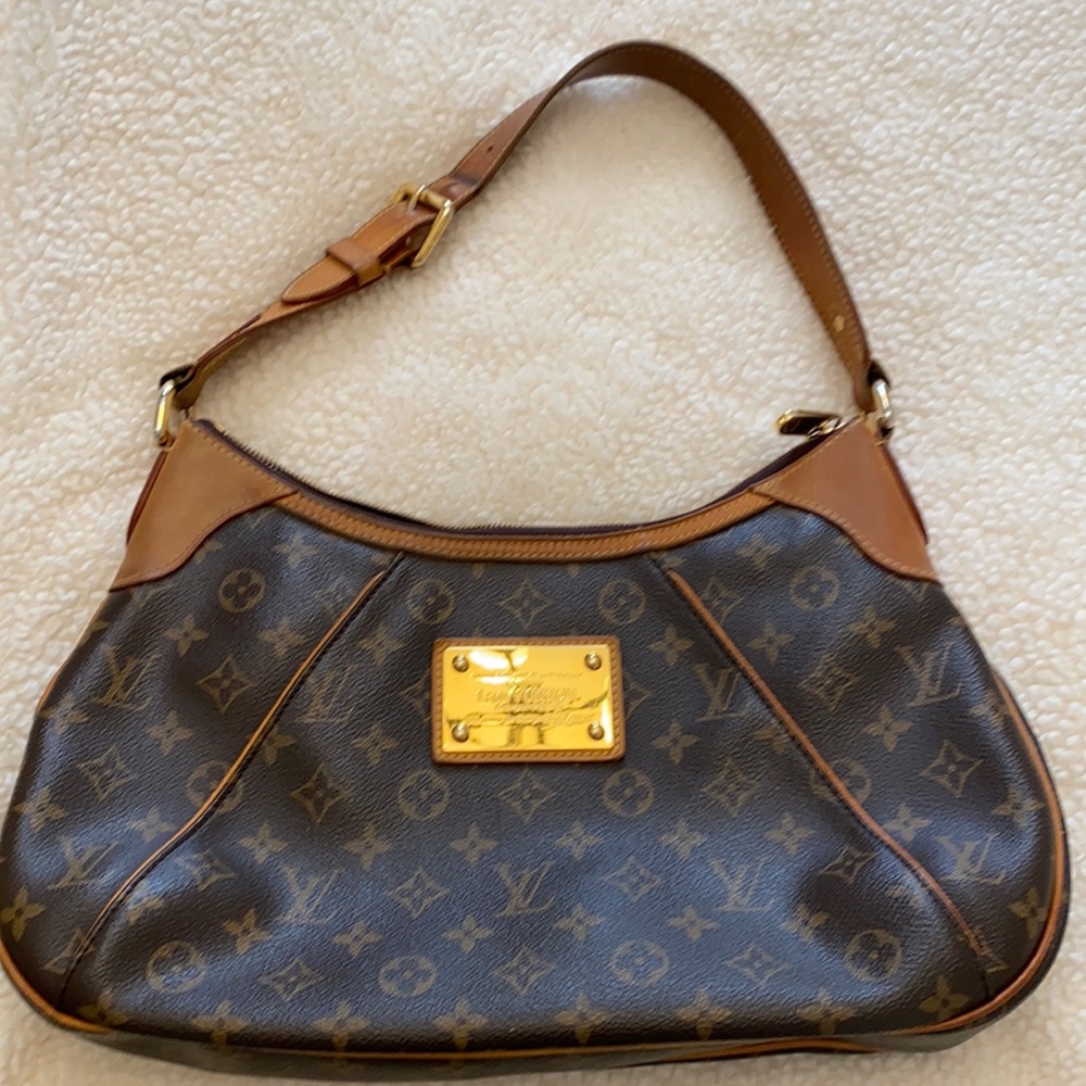Authentic Louis Vuitton monogram handbag